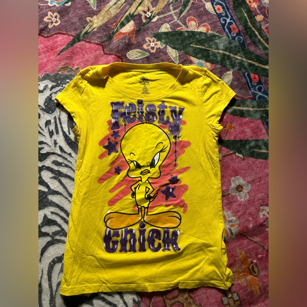 Warner Bros. Yellow Tweety Short Sleeve Tee